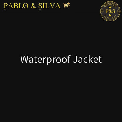 La chaqueta impermeable de invierno